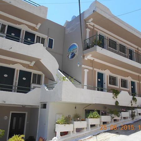 Mina Apartments Poros Town Exteriér fotografie