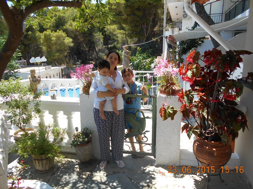 Mina Apartments Poros Town Exteriér fotografie