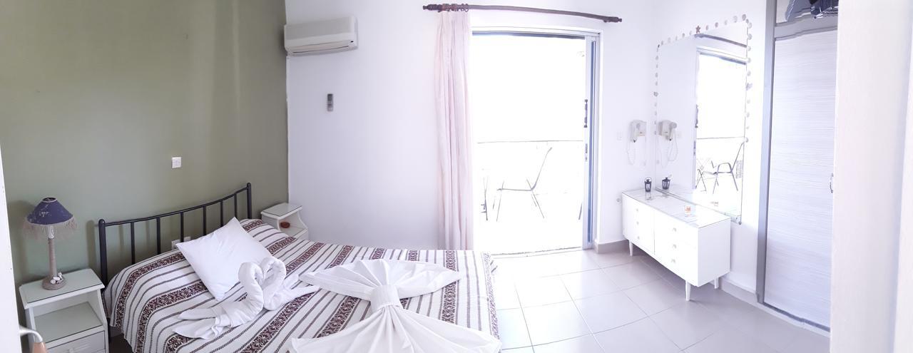Mina Apartments Poros Town Exteriér fotografie